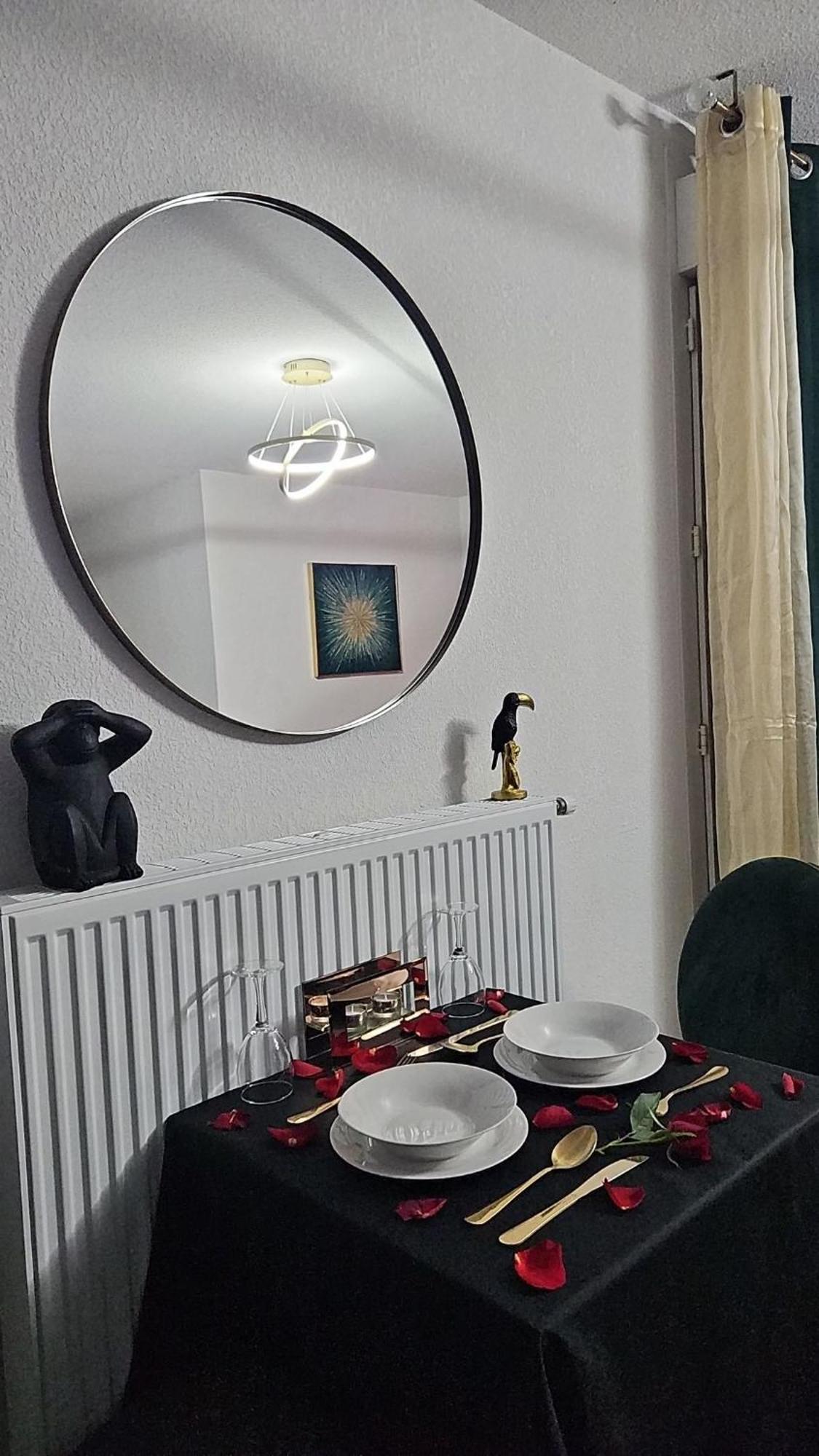 Suite Jacuzzi "Spa Privatif " Appartement Jacuzzi Toulouse Exterior photo
